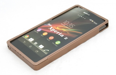 Бампер металлический для Sony Xperia Z коричневый