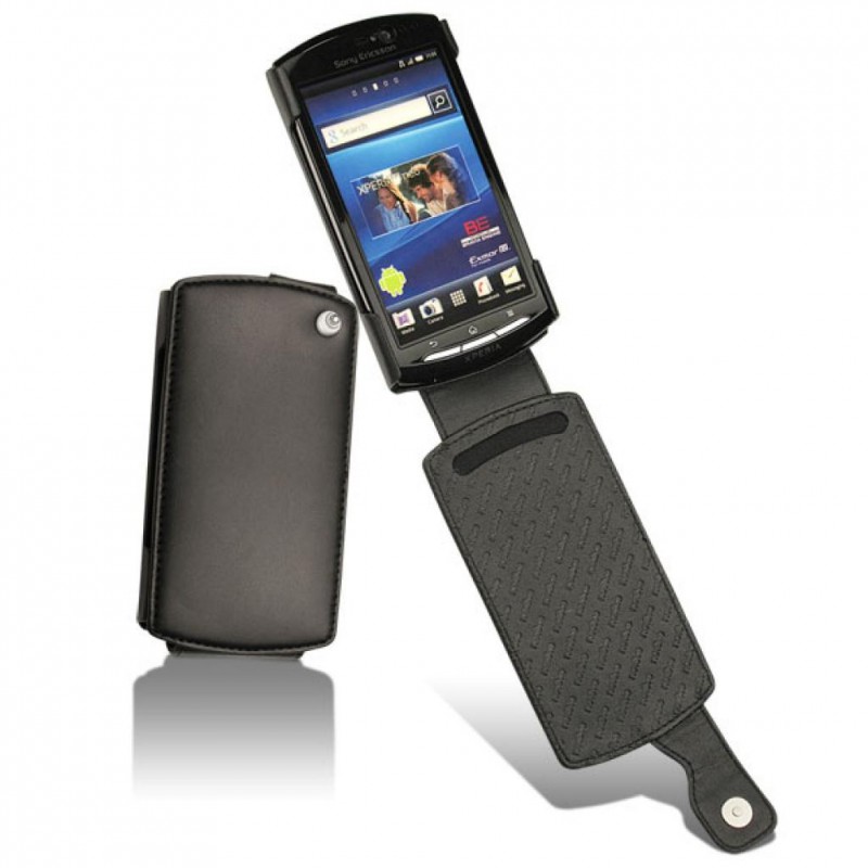 Чехол кожаный Noreve для Sony Ericsson Xperia Neo