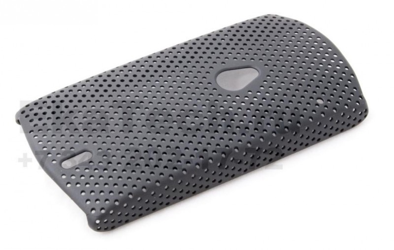 Чехол пластиковый перфорированный для Sony Ericsson Xperia neo V черный